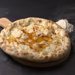 Bulbul's Nest with Honey Pizza